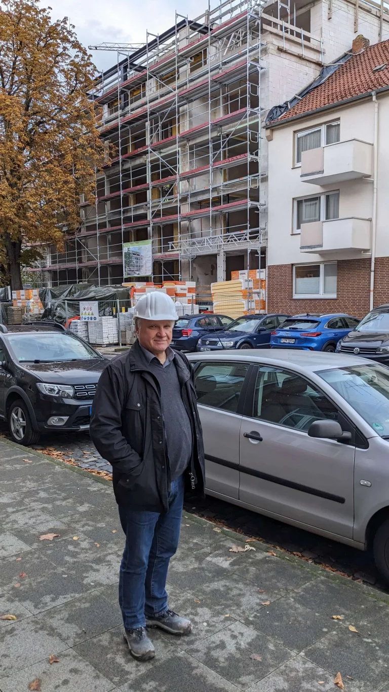 Robert Witt auf der Baustelle in Hannover